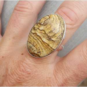 Zilveren ring gezet met ovale Landschap Jaspis 19