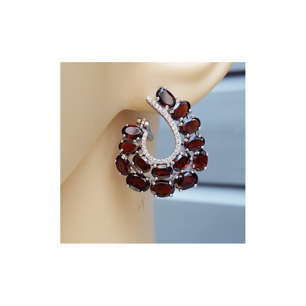 Silver earrings set with Cz and Garnet