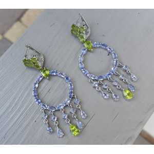 Silver earrings set with Tanzaniet and Peridot