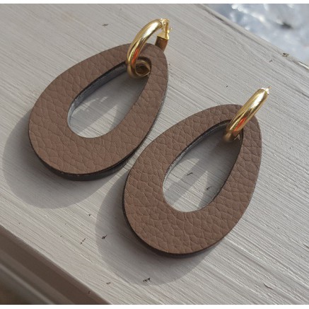 Creolen met Buffelhoorn hanger dubbel wear zwart / bruin leer