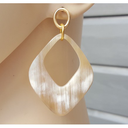 Oorbellen met hanger van Buffelhoorn