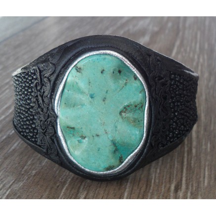 Armband van Roggenleer en gezet met Turkoois Howliet