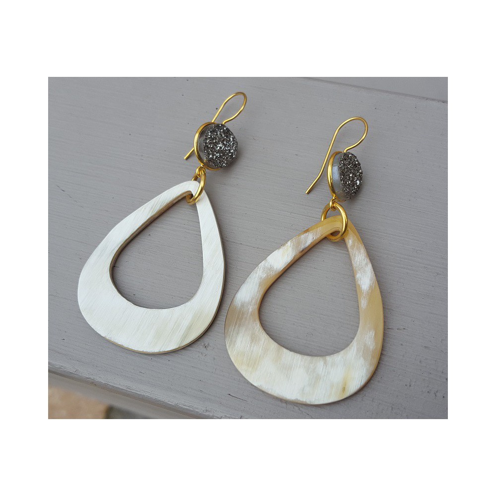 Goud vergulde oorbellen druzy Titanium en druppel van Buffelhoorn