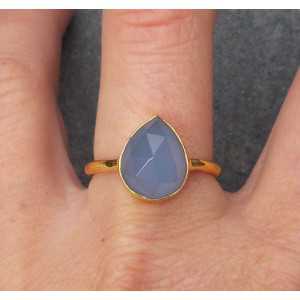 Vergulde ring met druppelvorm facet blauw Chalcedoon 18 mm
