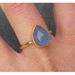 Vergulde ring met druppelvorm facet blauw Chalcedoon 18 mm