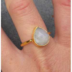 Gold-plated ring set with oval shape faceted Moonstone 18.5 mm