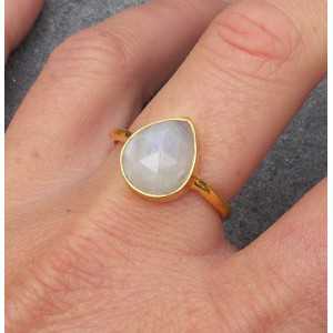 Gold-plated ring set with oval shape faceted Moonstone 18.5 mm
