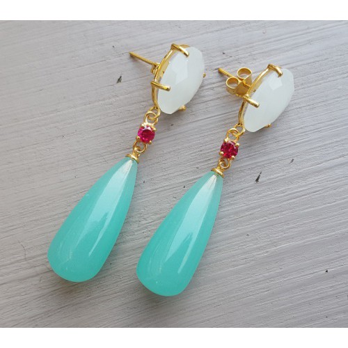 Goud vergulde oorbellen wit Chalcedoon en aqua Chalcedoon