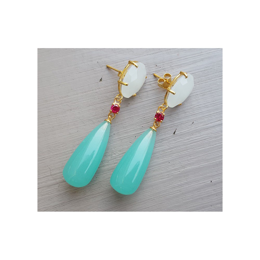 Goud vergulde oorbellen wit Chalcedoon en aqua Chalcedoon