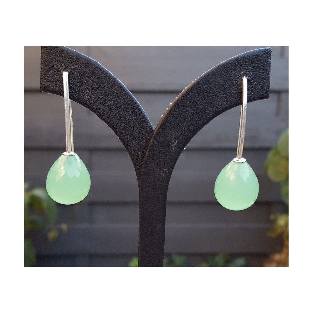 Silver earrings with apple green quartz briolet