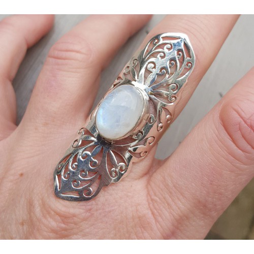 Zilveren ring met Maansteen in open bewerkte setting 19