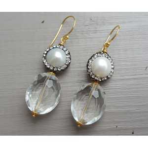 Earrings with oval Crystal and Pearl with crystal edge