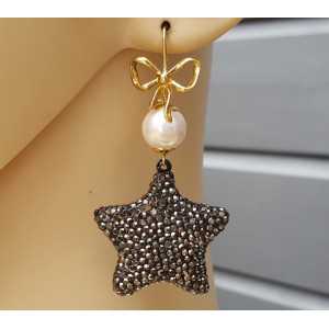 Earrings with Pearl and star crystals