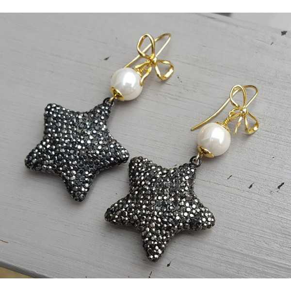 Earrings with Pearl and star crystals