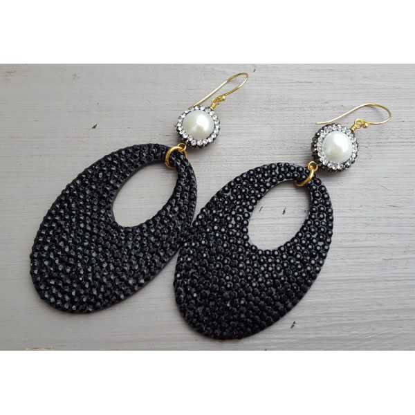 Gold plated earrings Pearl and oval black glitter hangers