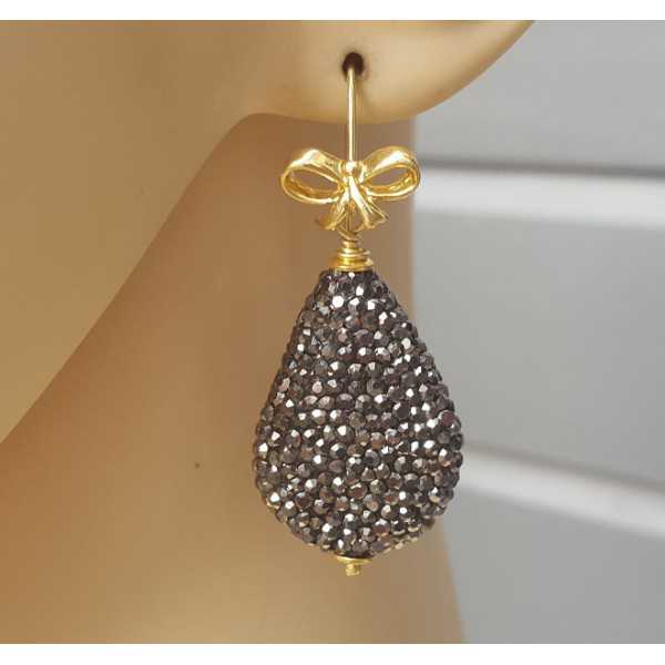 Earrings with drop crystals