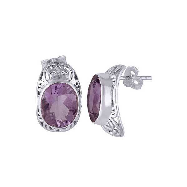 Silver oorknoppen set with oval Amethyst