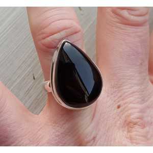 Zilveren ring met druppelvormige Onyx 17.5 mm