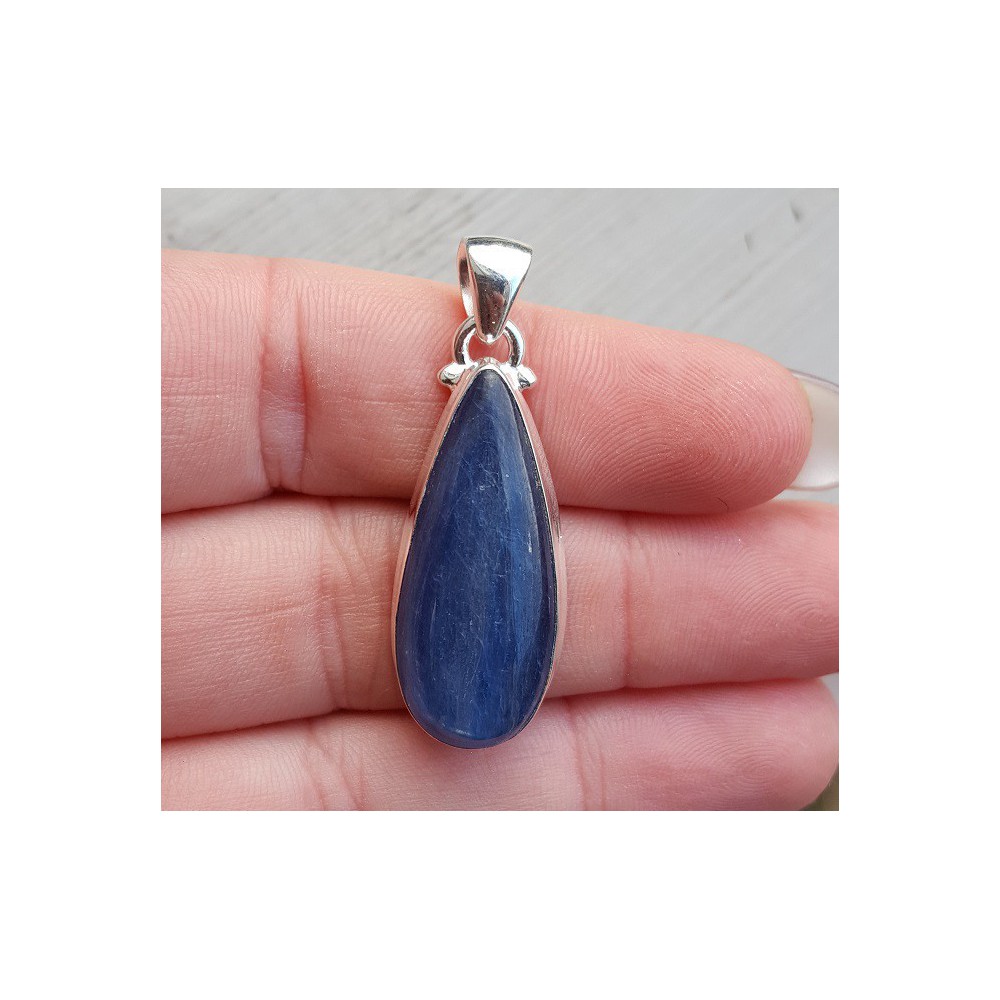 Silver edelsteenhanger set with Kyanite