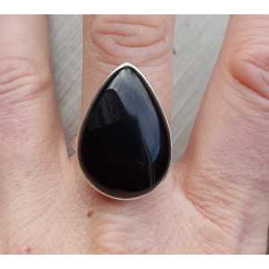 Zilveren ring met druppelvormige Onyx maat 18.5 mm