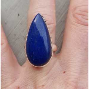 Zilveren ring met smalle druppelvormige Lapis Lazuli 17 mm