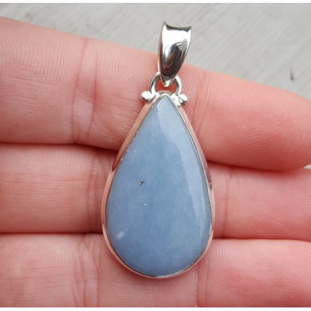 Zilveren hanger gezet met druppelvormige Angeliet