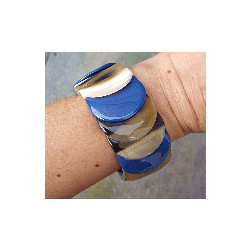Armband van Buffelhoorn blauw gelakt