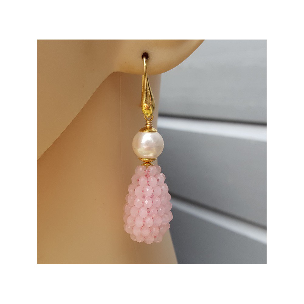 Gold plated earrings with Pearl drop of pink crystals