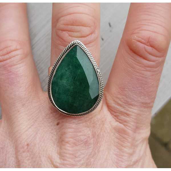 Zilveren ring met druppelvormige Emerald 19 mm