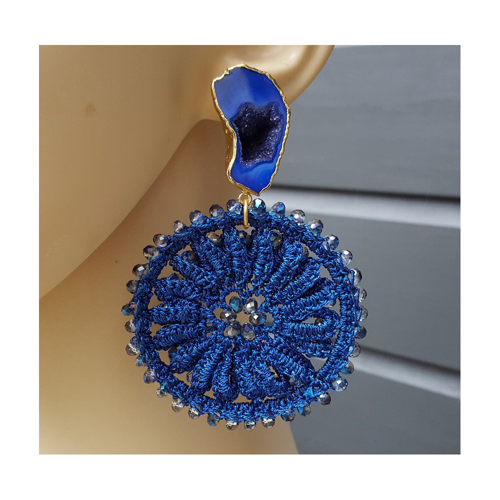 Gold plated earrings with Agate geode and blue pendant with crystals