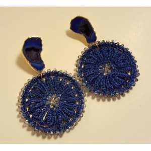 Vergoldete Ohrringe mit Achat-geode und blauen Anhänger mit Kristallen