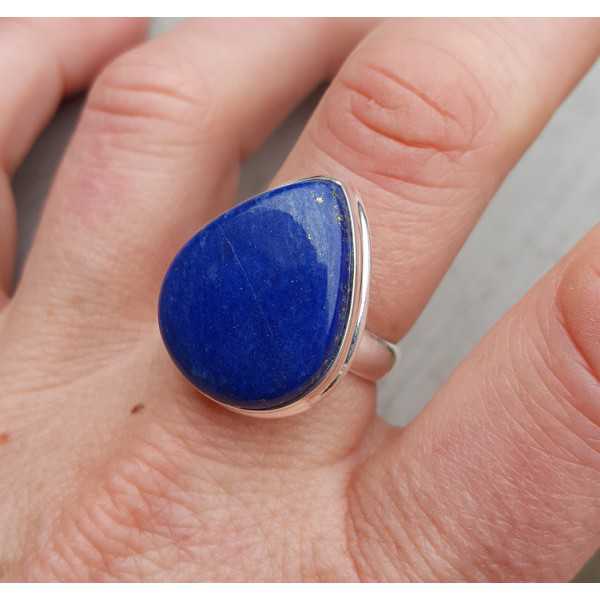 Zilveren ring met brede druppelvormige Lapis Lazuli 18