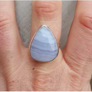 Zilveren ring gezet met blauw Lace Agaat maat 18
