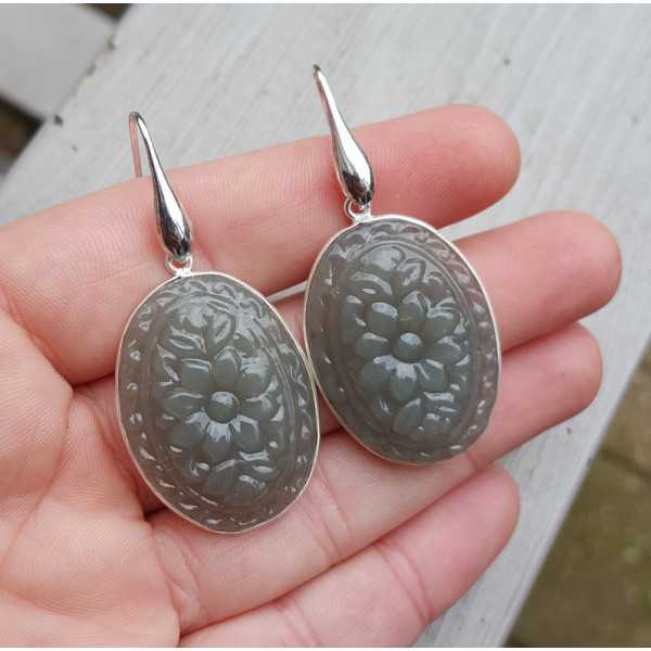 Silver earrings with oval-cut grey Chalcedony