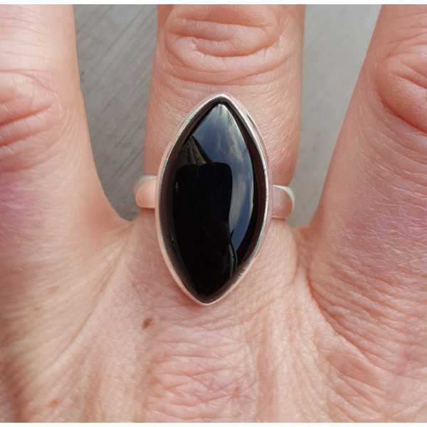 Zilveren ring met marquise zwarte Onyx 18 mm