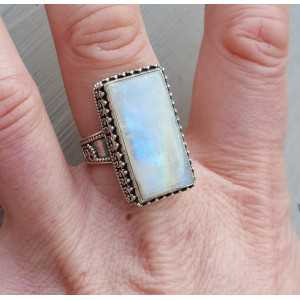 Silver ring with rectangular Moonstone carved setting 18