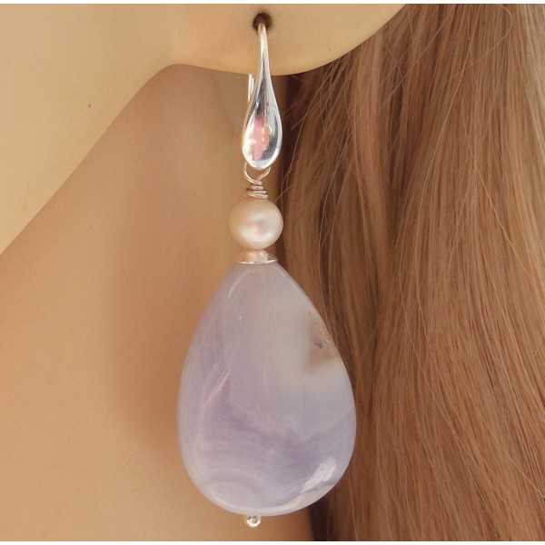 Silver earrings with blue Lace Agate briolet and Pearl
