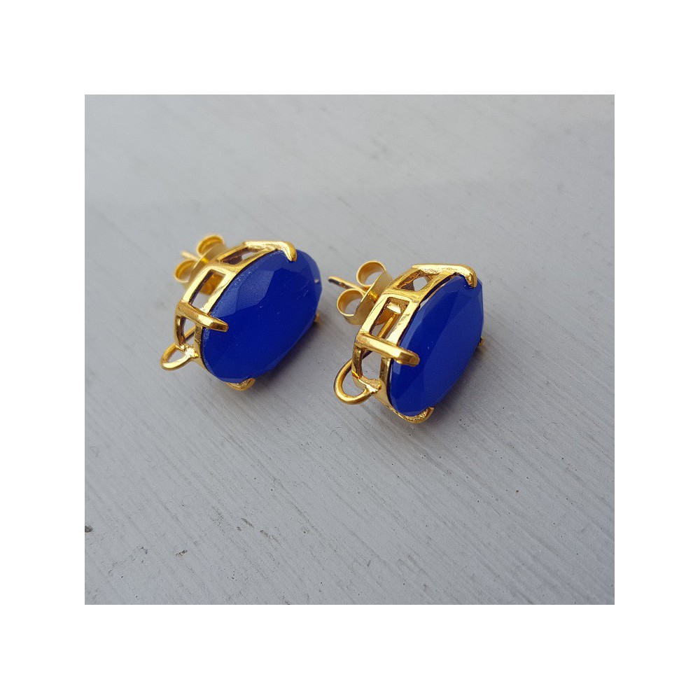 Vergulde oorknoppen gezet met kobalt blauwe Chalcedoon