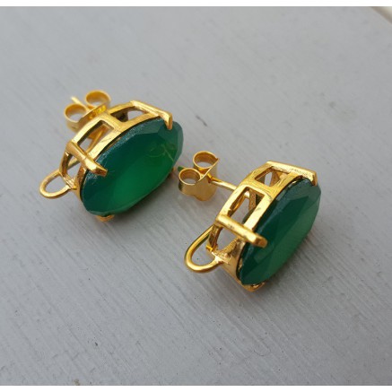 Vergulde oorknoppen gezet met groene Onyx