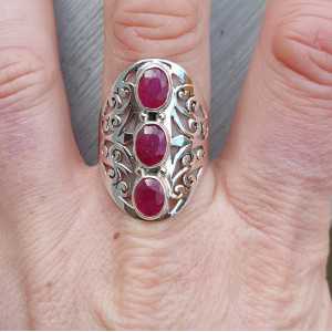 Silver ring set with Rubies 19 mm