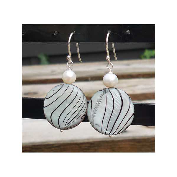 Silver earrings with Shell and Pearl 