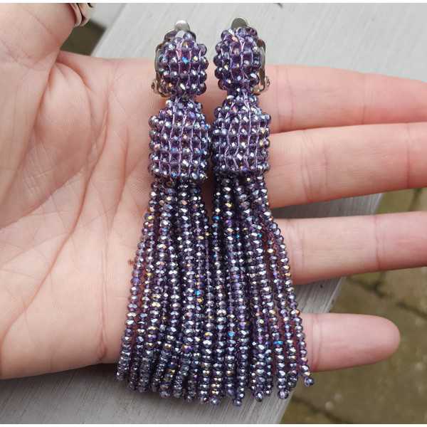 Quaste Ohrringe mit lila Kristallen