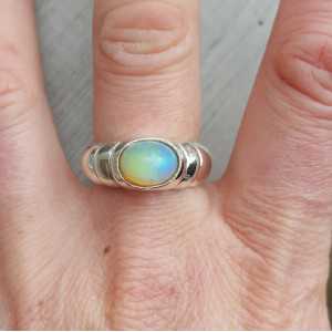 Silver ring traverse oval Ethiopian Opal 18