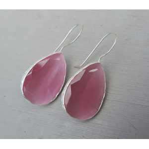 Zilveren oorbellen met brede druppelvormige roze Kattenoog