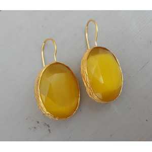 Gold plated earrings with yellow cat's eye