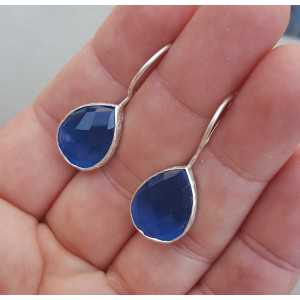 Zilveren oorbellen met druppelvormige blauwe Kattenoog