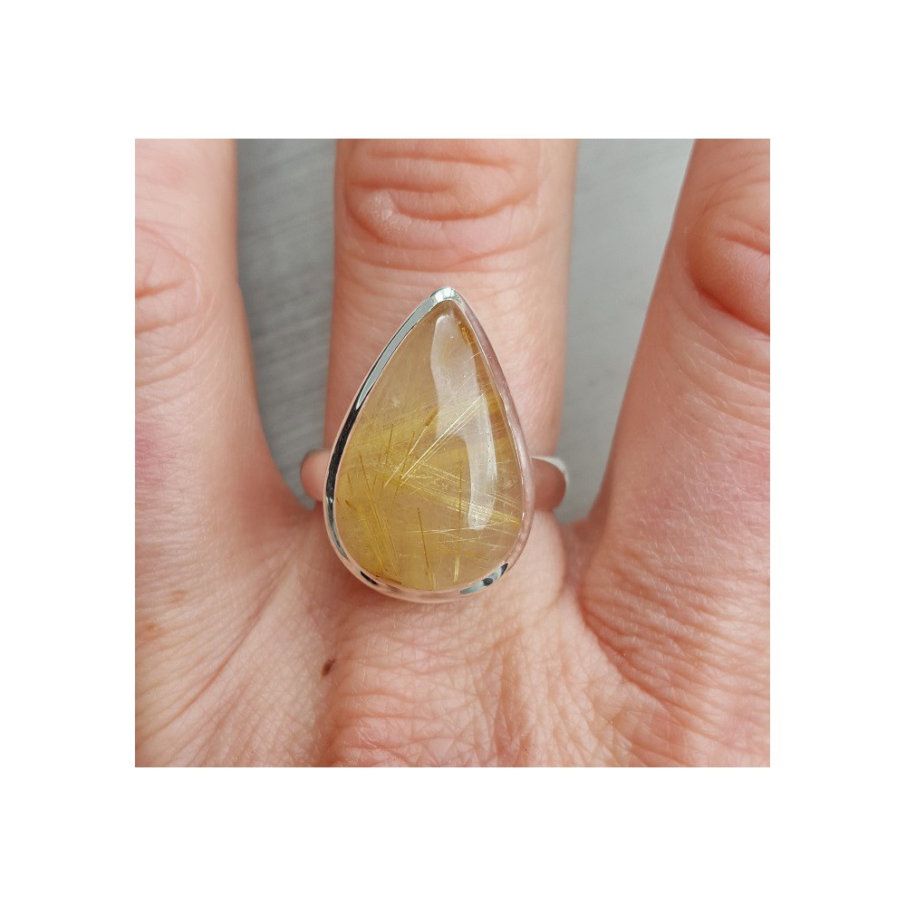 Silver ring with teardrop shaped gold Rutielkwarts 18.5