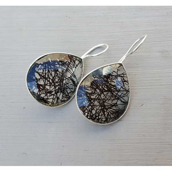Silver earrings set with teardrop Toermalijnkwarts