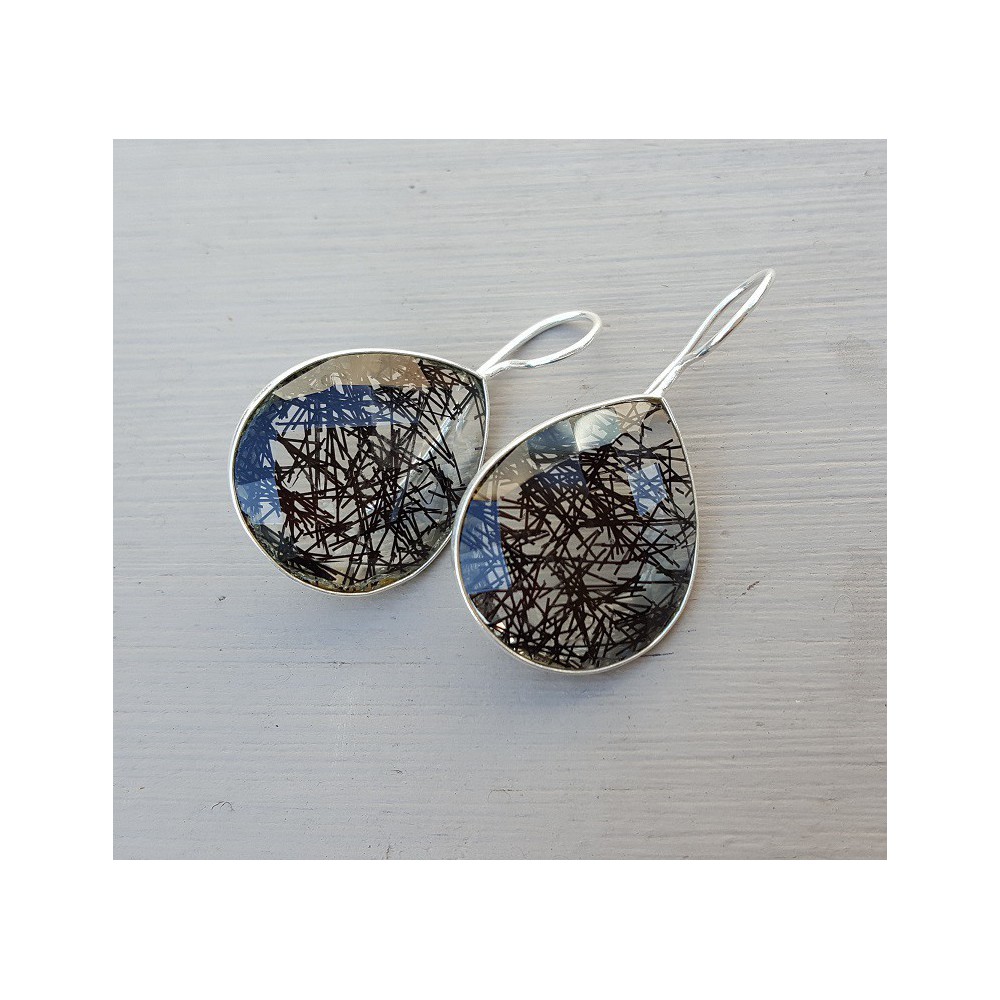 Silver earrings set with teardrop Toermalijnkwarts