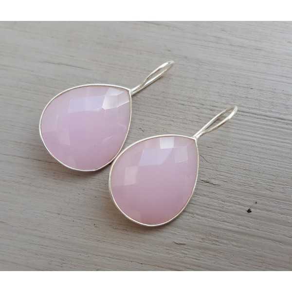 Zilveren oorbellen met druppelvormige roze Chalcedoon